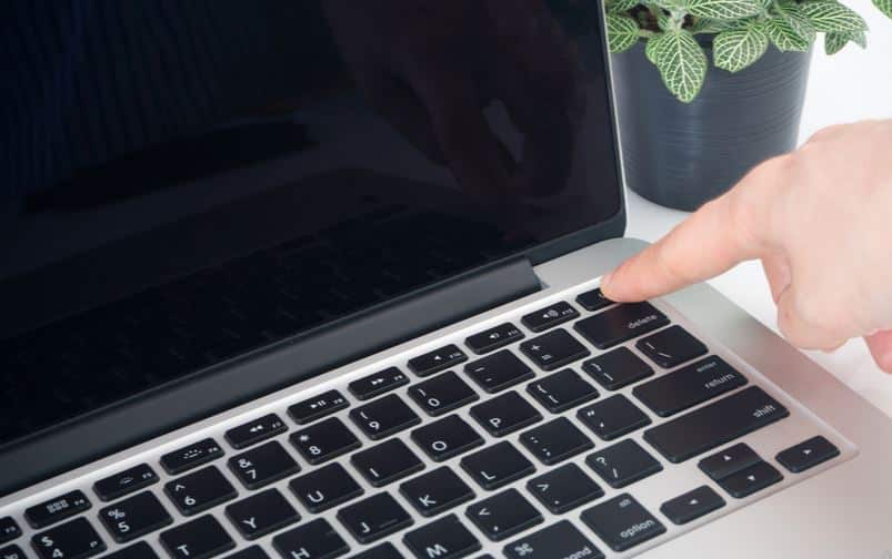 How To Fix Any Laptop wont Turn On