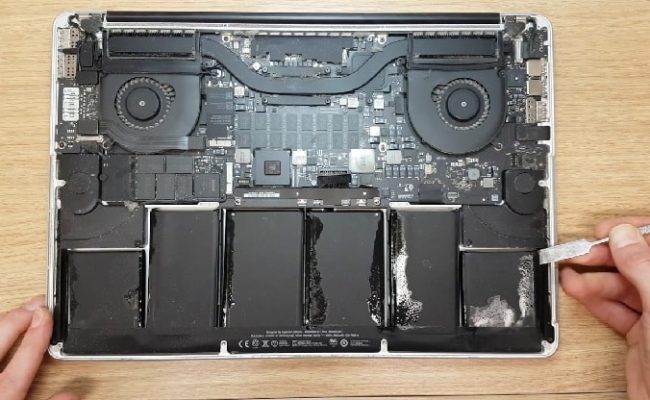 Mac PowerBook Battery Replacement